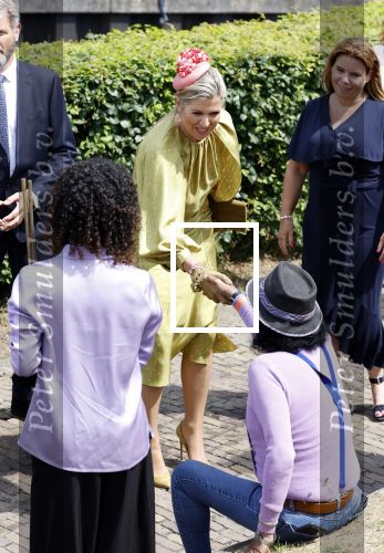 Schevenigen 23 juni 2023
Hare Majesteit Koningin Maxima bezocht het erfgoedpark Loosduinen in Den Haag.
Oa burgemeetser jan v Zanen was daarbij aanwezig.