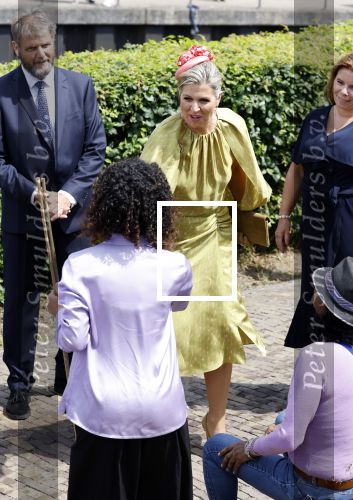 Schevenigen 23 juni 2023
Hare Majesteit Koningin Maxima bezocht het erfgoedpark Loosduinen in Den Haag.
Oa burgemeetser jan v Zanen was daarbij aanwezig.