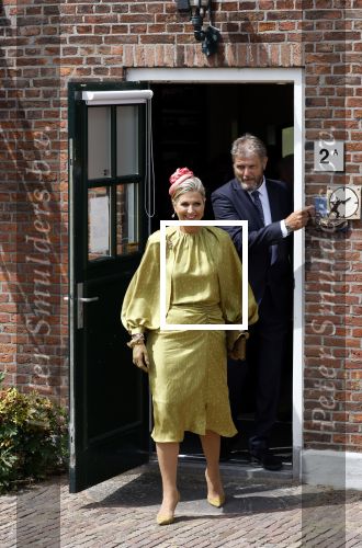 Schevenigen 23 juni 2023
Hare Majesteit Koningin Maxima bezocht het erfgoedpark Loosduinen in Den Haag.
Oa burgemeetser jan v Zanen was daarbij aanwezig.
