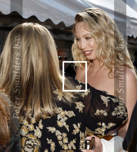 Amsterdam 10 juni 2023
Het 31e Amsterdam diner in AFAS Live tbv het Aidsfonds.
Linda de Mol kwam met Iebele v d Meulen  en werd opgevangen door prinses Mabel .
Linda de Mol en Loiza Lamers