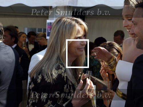 Amsterdam 10 juni 2023
Het 31e Amsterdam diner in AFAS Live tbv het Aidsfonds.
Linda de Mol kwam met Iebele v d Meulen  en werd opgevangen door prinses Mabel .
Linda de Mol en Loiza Lamers