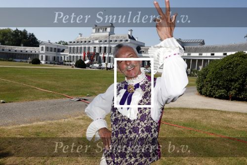 Soest 13 juni 2023
Opnames Sinterklaasfilm op paleis Soestdijk met oa Martien Meiland Martin v Waardenberg en Stefania.