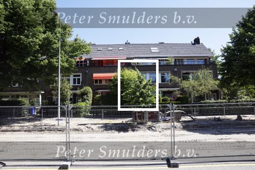 Amsterdam juni 2023
De weg voor het huis van Martijn Krabbe is helemaal op gebroken.