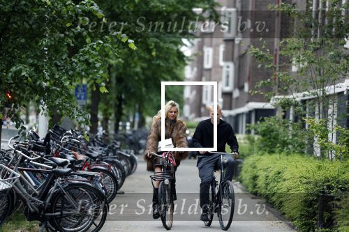 Amsterdam 1 juni 2023
Matthijs de Ligt en zijn vriendin Annekee Molenaar op de fiets in Amsterdam.