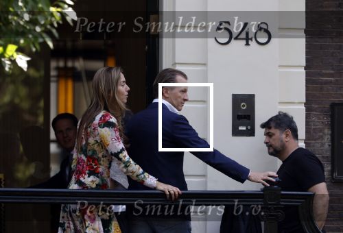 Amsterdam 6 juni 2023
Michiel Mol en zijn vrouw Marloes Mens verlaten het Waldorf ASstoria Hotel. Ze zijn vandaag 5 jaar getrouwd.