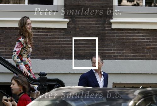 Amsterdam 6 juni 2023
Michiel Mol en zijn vrouw Marloes Mens verlaten het Waldorf ASstoria Hotel. Ze zijn vandaag 5 jaar getrouwd.