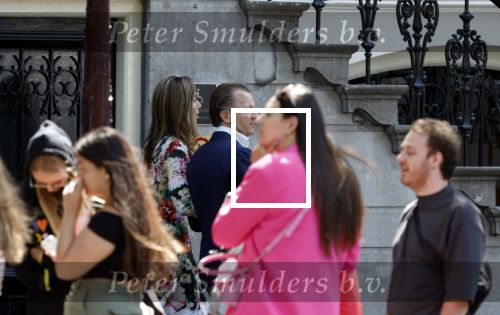 Amsterdam 6 juni 2023
Michiel Mol en zijn vrouw Marloes Mens verlaten het Waldorf ASstoria Hotel. Ze zijn vandaag 5 jaar getrouwd.