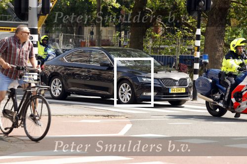 Amsterdam 20 juni 2023
Militaire konvooi onder begeleiding van motoren van Koninklijke marechause in centrum amsterdam