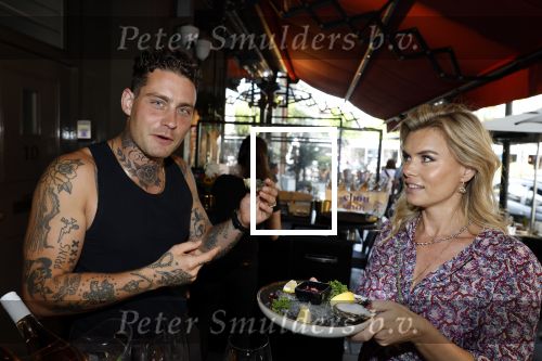 Amsterdam 21 juni 2023
Presentatie nieuwe boek van Bas Smit en Nicolette v Dam .
Nicolette v Dam en Douwe Bob