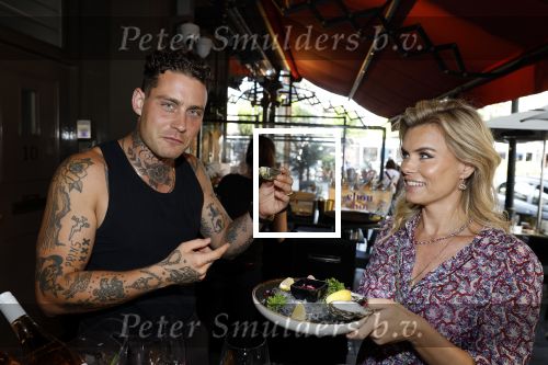 Amsterdam 21 juni 2023
Presentatie nieuwe boek van Bas Smit en Nicolette v Dam .
Nicolette v Dam en Douwe Bob
