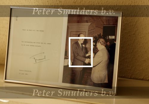Soestdijk 15 juni 2023
Opnames van de grote sinterklaasfilm op paleis Soestdijk . Op kantoor staan nog foto\'s van oa Prins Berenhard en Prinses Juliana  ,de kluis en div Boeken