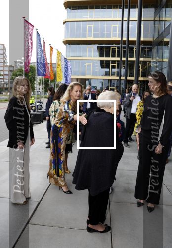 Amsterdam 1 juni 2023
Openingsavond van Holland festival in Amsterdam.
Aanwezig oa Prinses Beatrix Prinses Mabel en haar dochter Zaria.