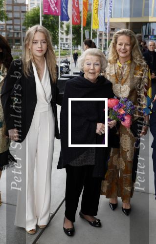 Amsterdam 1 juni 2023
Openingsavond van Holland festival in Amsterdam.
Aanwezig oa Prinses Beatrix Prinses Mabel en haar dochter Zaria.