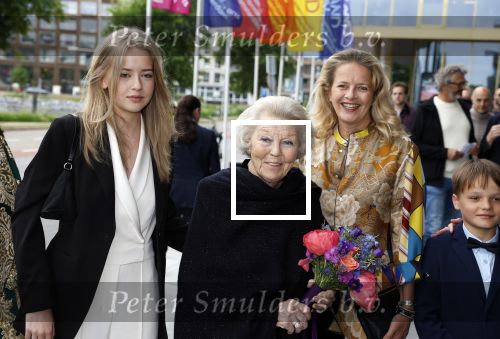 Amsterdam 1 juni 2023
Openingsavond van Holland festival in Amsterdam.
Aanwezig oa Prinses Beatrix Prinses Mabel en haar dochter Zaria.