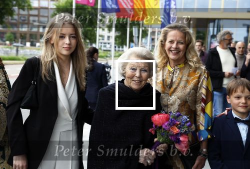 Amsterdam 1 juni 2023
Openingsavond van Holland festival in Amsterdam.
Aanwezig oa Prinses Beatrix Prinses Mabel en haar dochter Zaria.