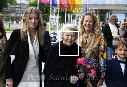 Amsterdam 1 juni 2023
Openingsavond van Holland festival in Amsterdam.
Aanwezig oa Prinses Beatrix Prinses Mabel en haar dochter Zaria.