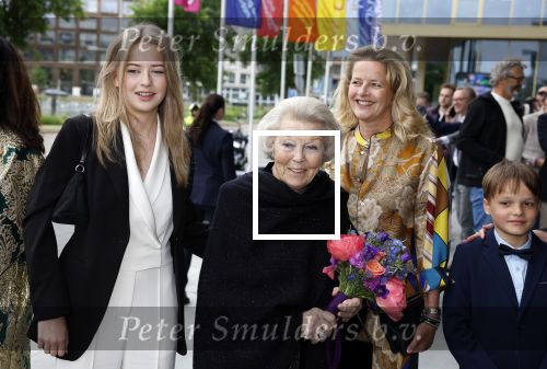 Amsterdam 1 juni 2023
Openingsavond van Holland festival in Amsterdam.
Aanwezig oa Prinses Beatrix Prinses Mabel en haar dochter Zaria.