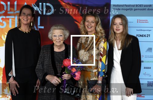 Amsterdam 1 juni 2023
Openingsavond van Holland festival in Amsterdam.
Aanwezig oa Prinses Beatrix Prinses Mabel en haar dochter Zaria.