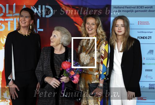 Amsterdam 1 juni 2023
Openingsavond van Holland festival in Amsterdam.
Aanwezig oa Prinses Beatrix Prinses Mabel en haar dochter Zaria.