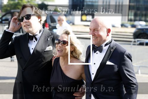 Amsterdam 10 juni 2023
Het 31e Amsterdam diner in AFAS Live tbv het Aidsfonds.
Prinses Margarita was uitgenodigd door een kennis . Prinses Mabel vangt haar op
