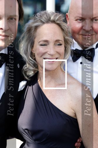 Amsterdam 10 juni 2023
Het 31e Amsterdam diner in AFAS Live tbv het Aidsfonds.
Prinses Margarita was uitgenodigd door een kennis . Prinses Mabel vangt haar op