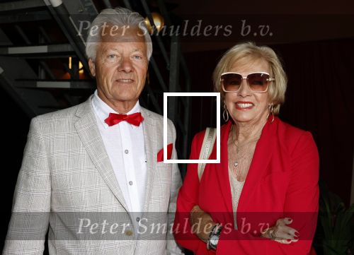 Amsterdam 5 juni 2023
Society Lunch 2023 in Club Hart in Amsterdam.
Ria Valk met partner