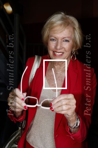 Amsterdam 5 juni 2023
Society Lunch 2023 in Club Hart in Amsterdam.
Ria Valk met partner