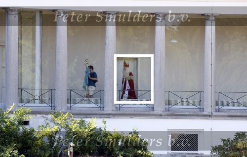 Soestdijk 15 juni 2023
Opnames van de grote sinterklaasfilm met oa Robert ten Brink Maxim Froger  Hans Klok Royce de Vries Martin v Waardenberg en Janny v d Heijden . Robert ten Brink als Sinterklaas