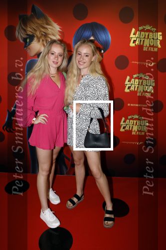 Amsterdam 25 juni 2023
Premiere Ladybug Catnoir in Pathe Arena.
Rosanne  Waalewijn en Mylene Waalewijn