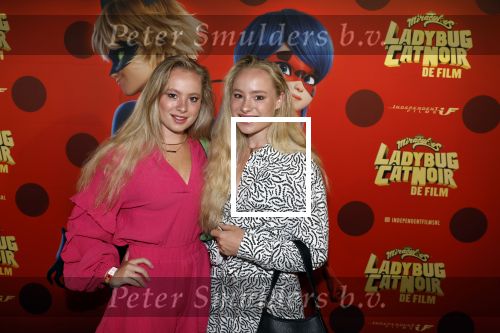 Amsterdam 25 juni 2023
Premiere Ladybug Catnoir in Pathe Arena.
Rosanne  Waalewijn en Mylene Waalewijn