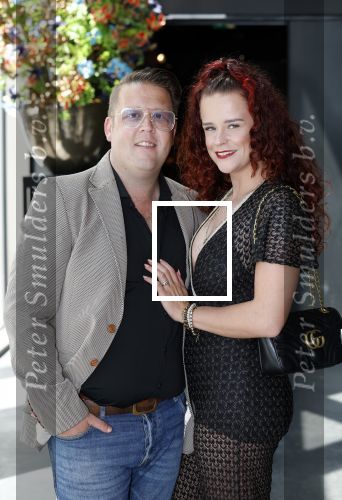 Amsterdam 11 juni 2023
Presentatie cd Jeffrey Schenk en Bobbie Eakes bij the Harbour Club.
Rutger v barneveld met vriendin