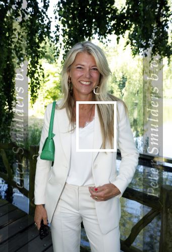 Haarzuilens 21 juni 2023
Nationale Haringparty bij Kasteel de Haar in Haarzuilens .
Sandra Ysbrandy kwam met haar man