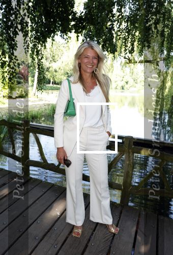 Haarzuilens 21 juni 2023
Nationale Haringparty bij Kasteel de Haar in Haarzuilens .
Sandra Ysbrandy kwam met haar man