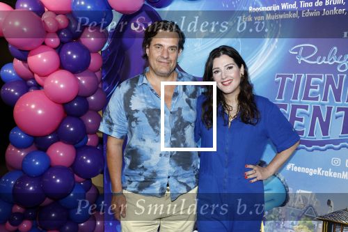 Amsterdam 24 juni 2023
Premiere TIENER MET TENTAKELS in Pathe Arena .
Tina de Bruin kwam met haar man Vincent Croiset