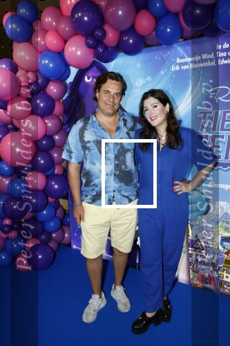 Amsterdam 24 juni 2023
Premiere TIENER MET TENTAKELS in Pathe Arena .
Tina de Bruin kwam met haar man Vincent Croiset