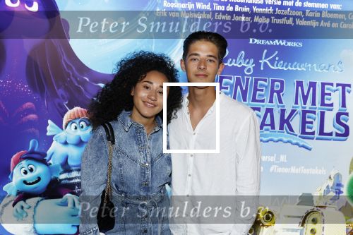 Amsterdam 24 juni 2023
Premiere TIENER MET TENTAKELS in Pathe Arena .
Valentijn Ave en Fleur Verwey