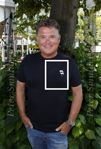 Amsterdam 21 juni 2023
Presentatie Holland zingt Hazes bij Strand Zuid.
De artiesten die volgend jaar mee gaaan doen zijn : Andre Hazes Jeroen v d Boom Douwe Bob Samantha Steenwijk Wolter Kroes en Jamai Looman .