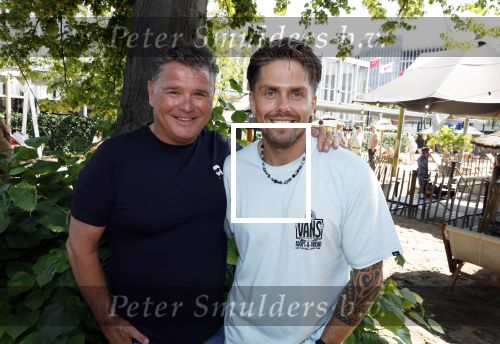 Amsterdam 21 juni 2023
Presentatie Holland zingt Hazes bij Strand Zuid.
De artiesten die volgend jaar mee gaaan doen zijn : Andre Hazes Jeroen v d Boom Douwe Bob Samantha Steenwijk Wolter Kroes en Jamai Looman .