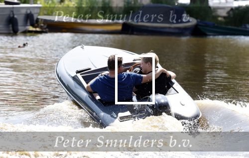 Zaanstad 23 juni 2023
Wolter Kroes met zijn Thomas aan het varen met een vet bootje.