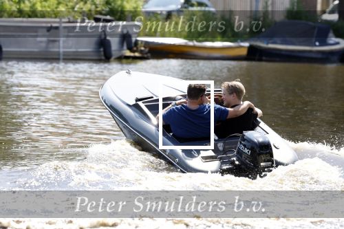 Zaanstad 23 juni 2023
Wolter Kroes met zijn Thomas aan het varen met een vet bootje.
