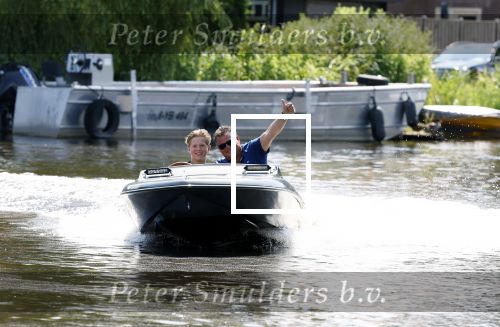 Zaanstad 23 juni 2023
Wolter Kroes met zijn Thomas aan het varen met een vet bootje.