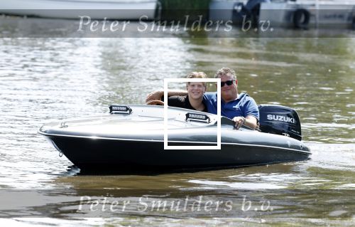 Zaanstad 23 juni 2023
Wolter Kroes met zijn Thomas aan het varen met een vet bootje.
