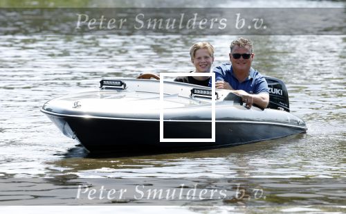 Zaanstad 23 juni 2023
Wolter Kroes met zijn Thomas aan het varen met een vet bootje.