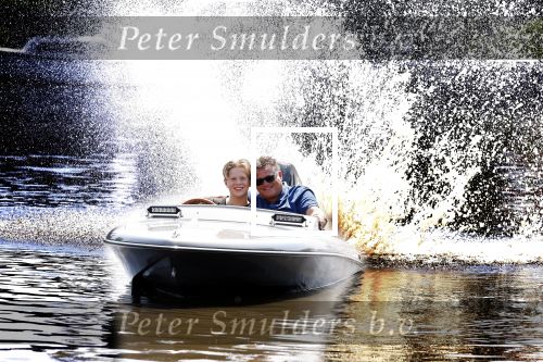 Zaanstad 23 juni 2023
Wolter Kroes met zijn Thomas aan het varen met een vet bootje.