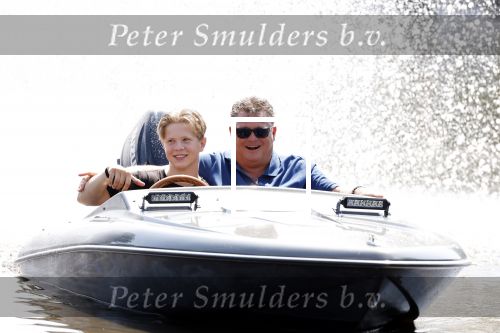 Zaanstad 23 juni 2023
Wolter Kroes met zijn Thomas aan het varen met een vet bootje.