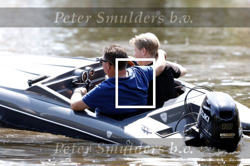 Zaanstad 23 juni 2023
Wolter Kroes met zijn Thomas aan het varen met een vet bootje.
