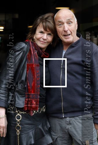 Amsterdam 4 juni 2024
Boekpresentatie Debbie de Jong van B&B Vol liefde . Alfred v d Heuvel met partner Lonneke Stulen