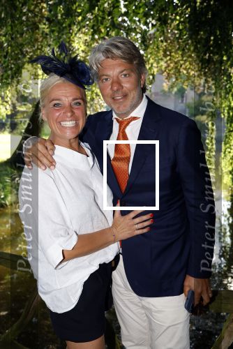 Haarzuilens 26 juni 2024
Nationale haringparty op kasteel de Haar. Annetrije de Kroes met haar man