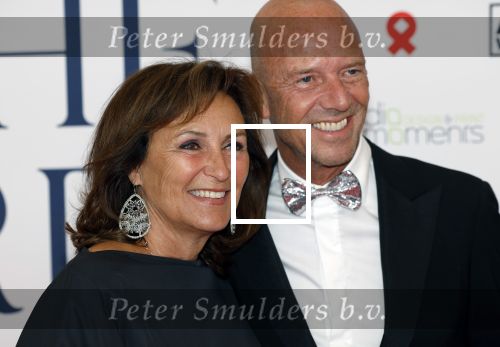 Amsterdam 8 juni 2024
Het Amsterdam diner in AFAS live . Vele Bekende mensen en zakenmensen kwamen naar het gala waar geld opgehaald wordt voor het aids fonds. Astrid Joosten en haar man Rob Peters