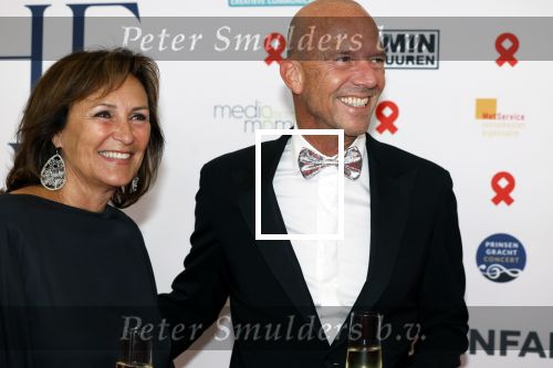 Amsterdam 8 juni 2024
Het Amsterdam diner in AFAS live . Vele Bekende mensen en zakenmensen kwamen naar het gala waar geld opgehaald wordt voor het aids fonds. Astrid Joosten en haar man Rob Peters